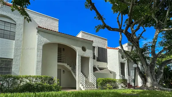 3570 Magellan Cir #222-2, Aventura, FL 33180