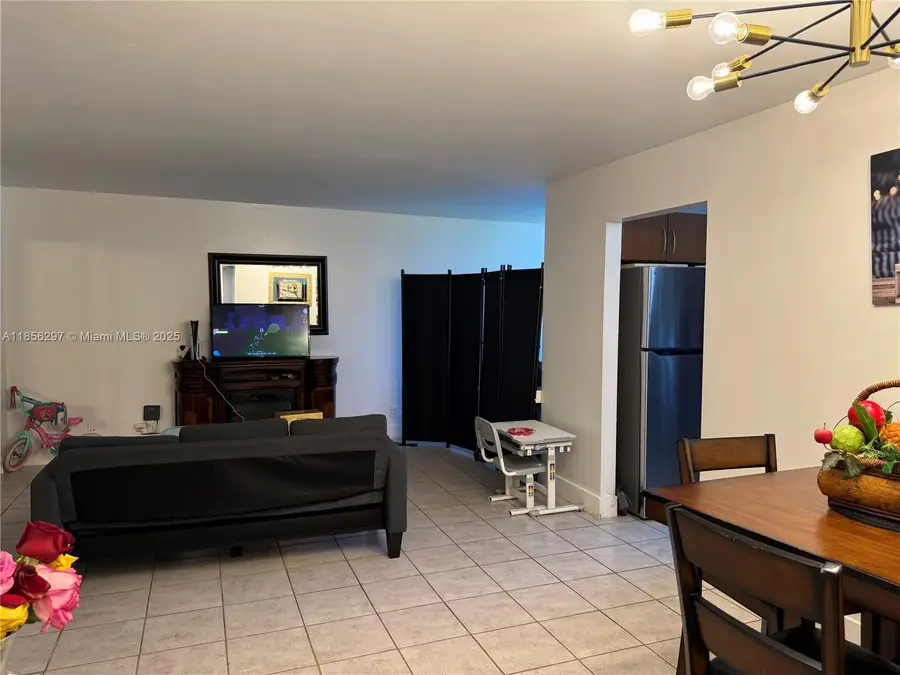 16919 N Bay Rd #710, Sunny Isles Beach, FL 33160 - #3