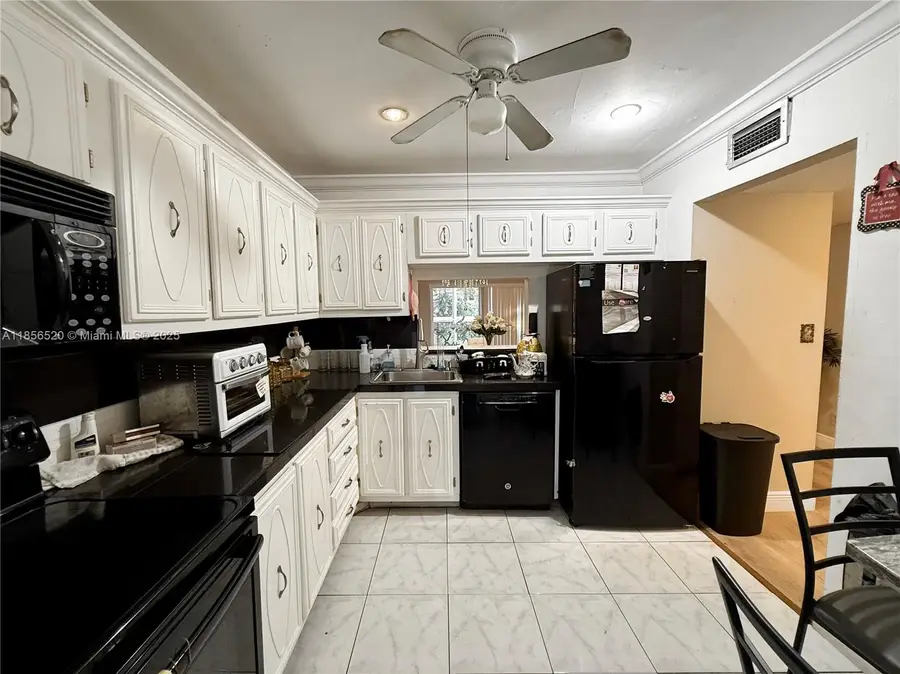 4281 NW 41st St #115, Lauderdale Lakes, FL 33319 - Image #3