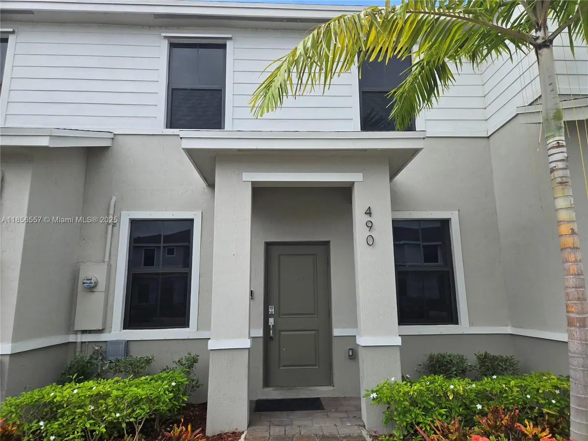 490 NE 12th St, Florida City, FL 33034 - Image #1