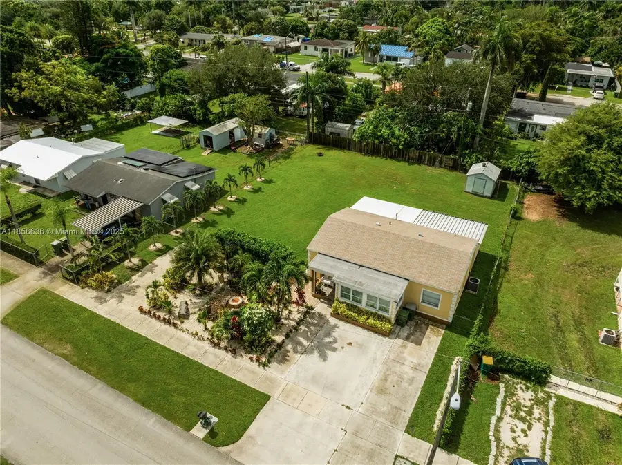 512 NW 13th St, Homestead, FL 33030 - Image #2