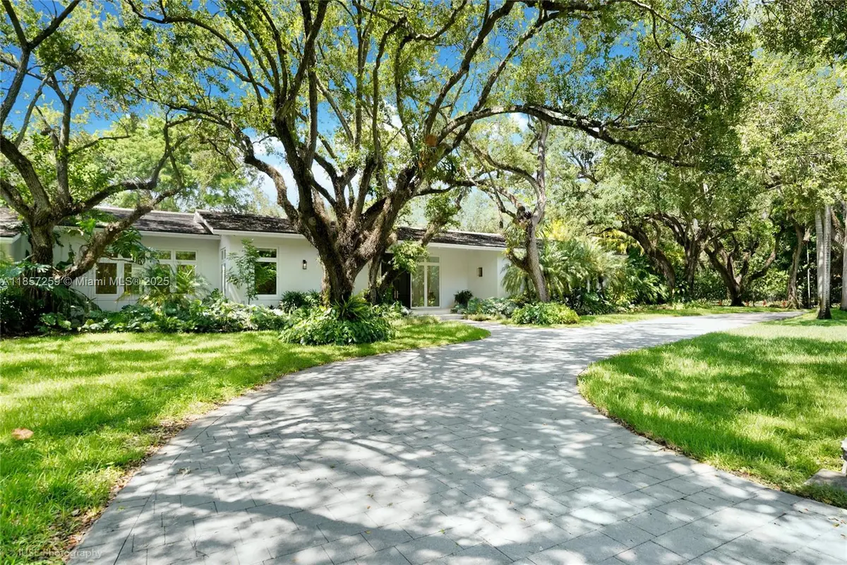 5501 Snapper Creek Rd, Coral Gables, FL 33156 - Image #1