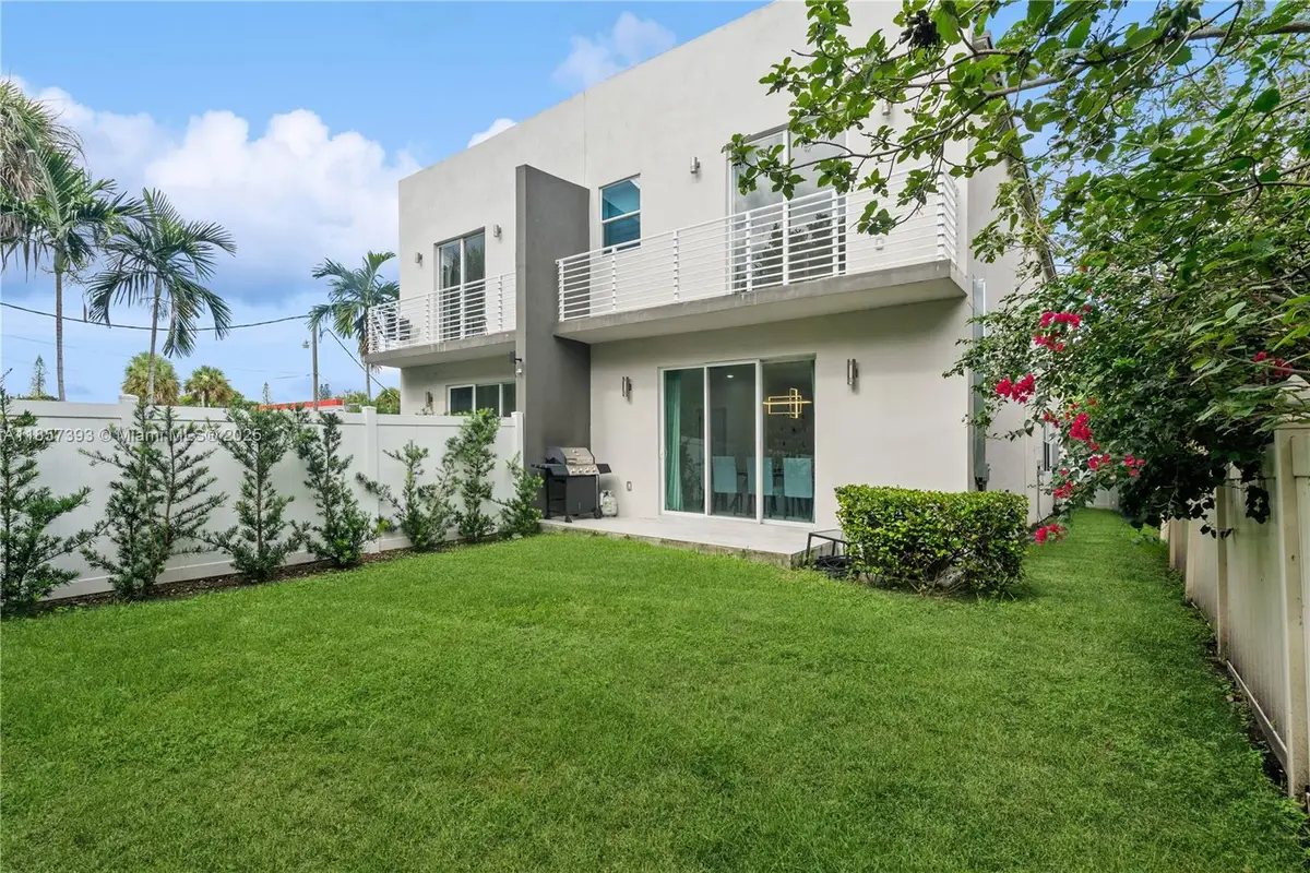 1020 NE 17th Terrace, Fort Lauderdale, FL 33304 - Image #1