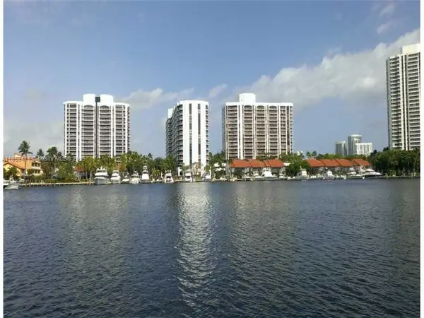 3600 Yacht Club Dr #1503, Aventura, FL 33180
