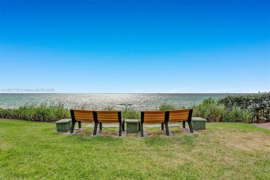 1155 Hillsboro Mile #202, Hillsboro Beach, FL 33062 - Image #2