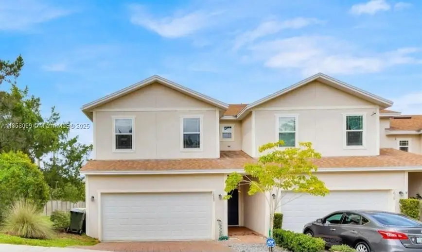 1020 Lakefront Village Dr, Clermont, FL 34711 - Image #1