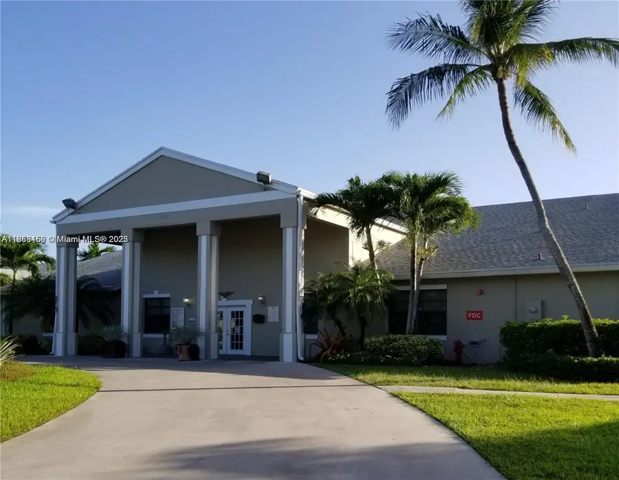 889 Hamilton Dr #889I, Homestead, FL 33034 - Image #2