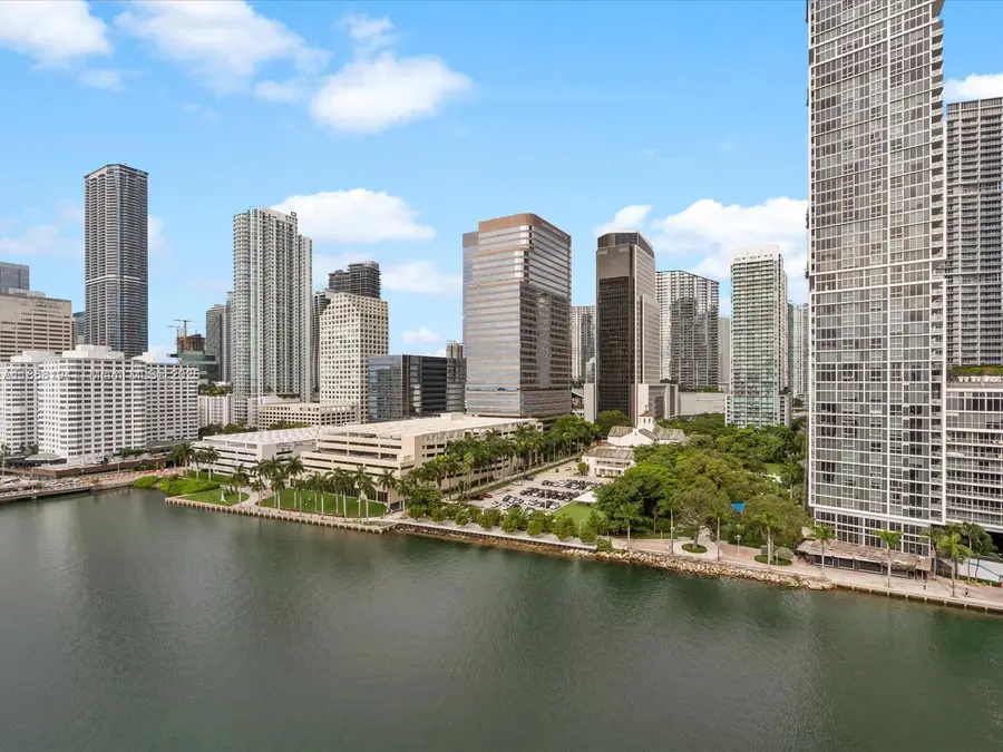 701 Brickell Key Blvd #1603, Miami, FL 33131 - Image #2