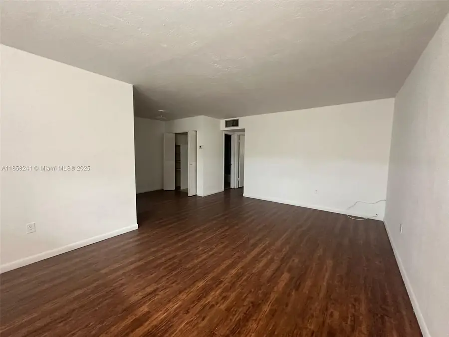 12590 NE 16th Ave #405, North Miami, FL 33161 - Image #3