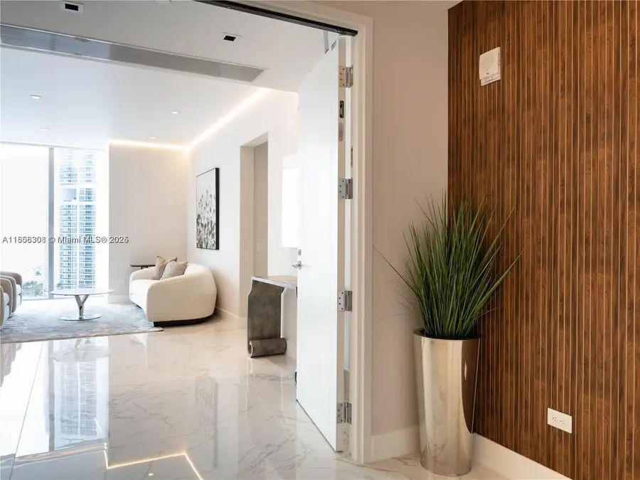 18501 Collins Ave #1104, Sunny Isles Beach, FL 33160 - #2