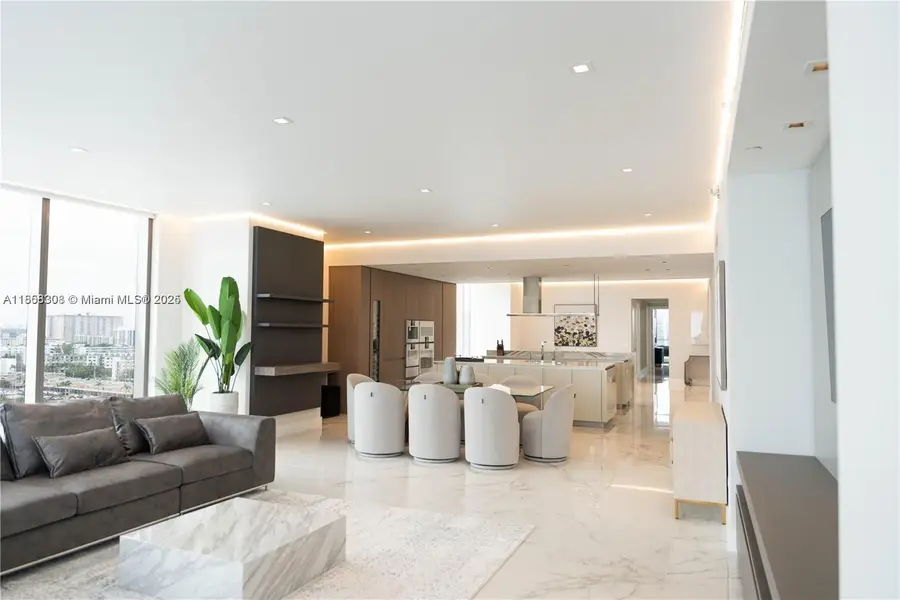 18501 Collins Ave #1104, Sunny Isles Beach, FL 33160 - #3