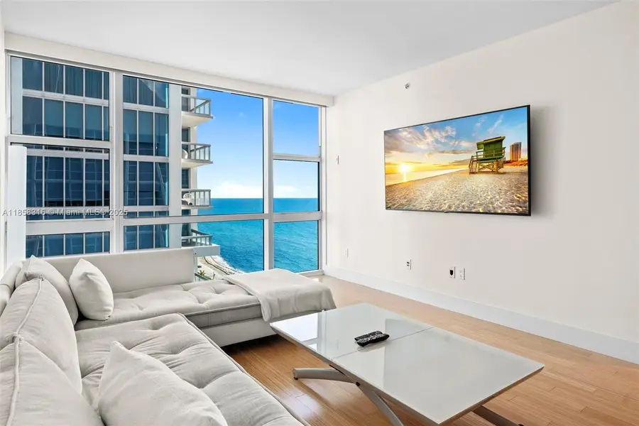 6801 Collins Ave #Door1409 (deed 1401), Miami Beach, FL 33141 - Image #3