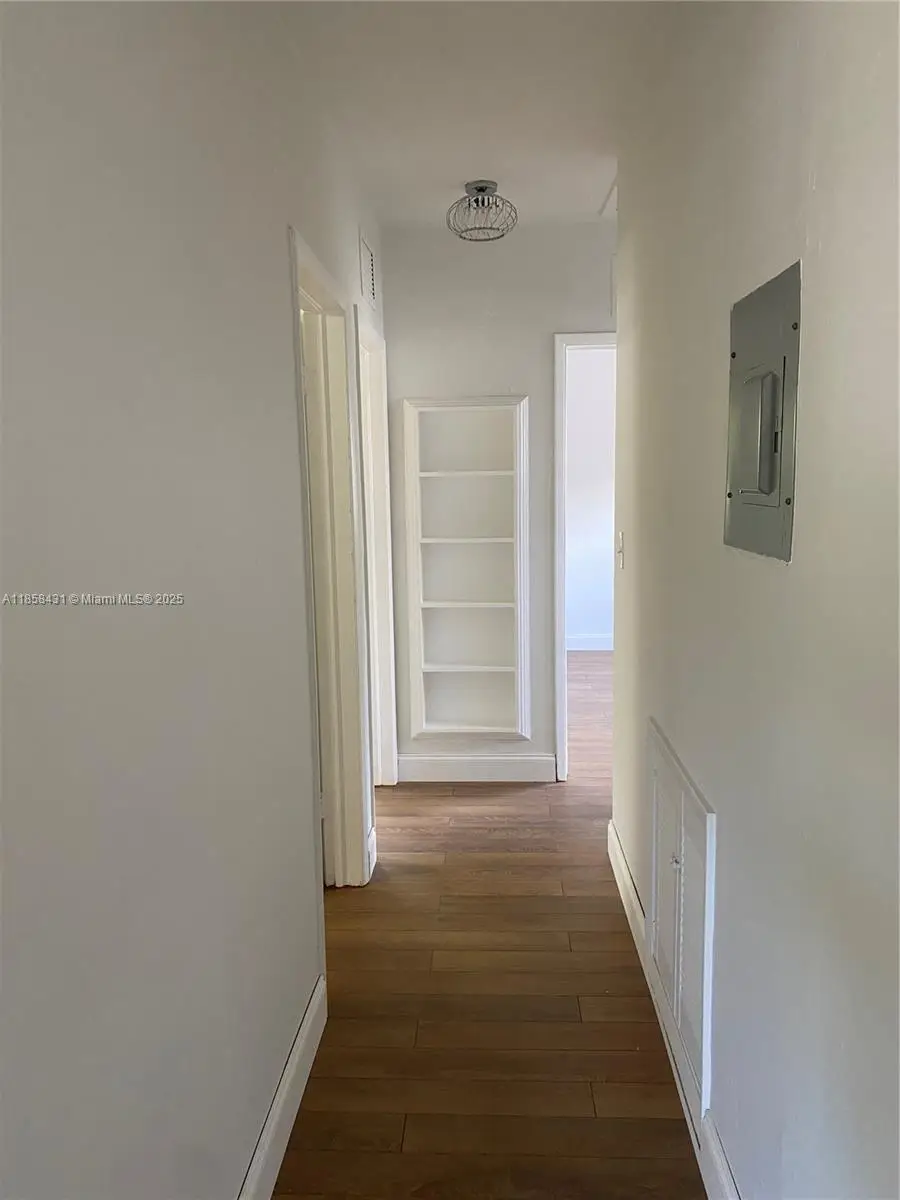 1100 NE 151st Ter, North Miami Beach, FL 33162 - Image #3