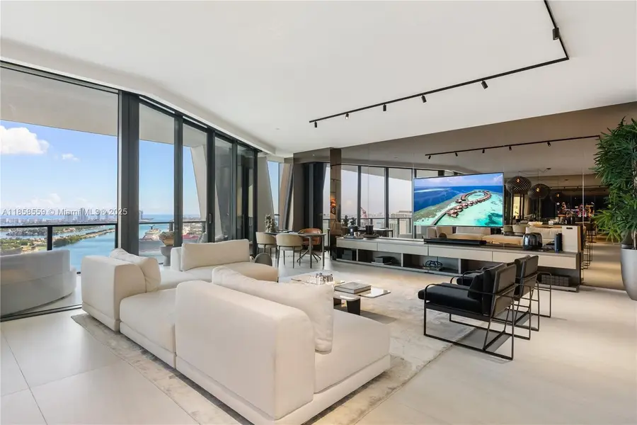1000 Biscayne Blvd #3502, Miami, FL 33132 - Image #3