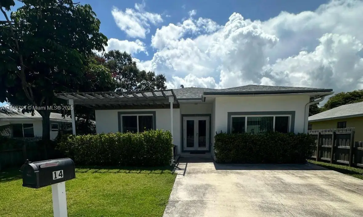 14 SW 7th Ave, Dania Beach, FL 33004 - Image #1
