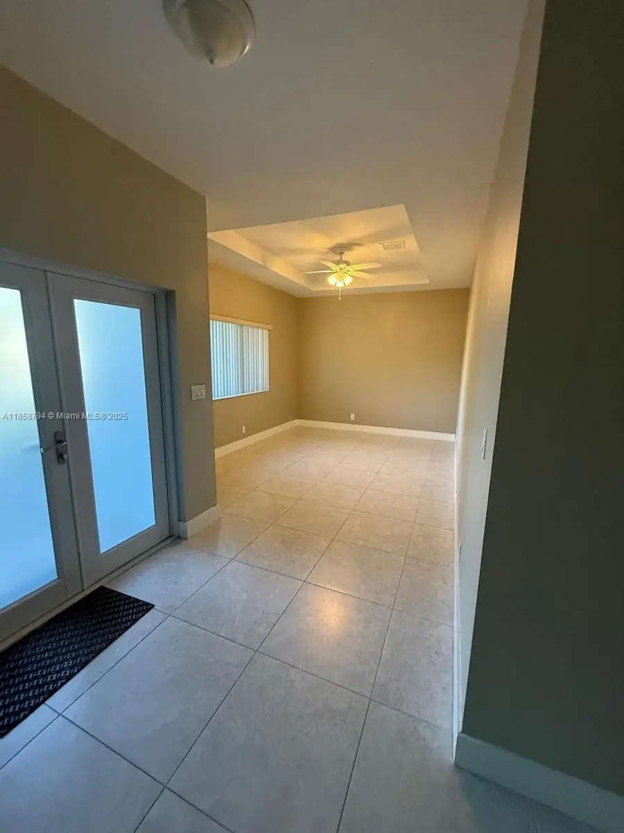 14 SW 7th Ave, Dania Beach, FL 33004 - Image #3