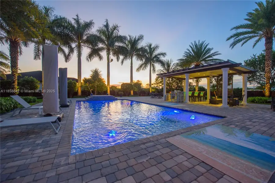 27410 SW 172nd Ave, Homestead, FL 33031 - Image #3