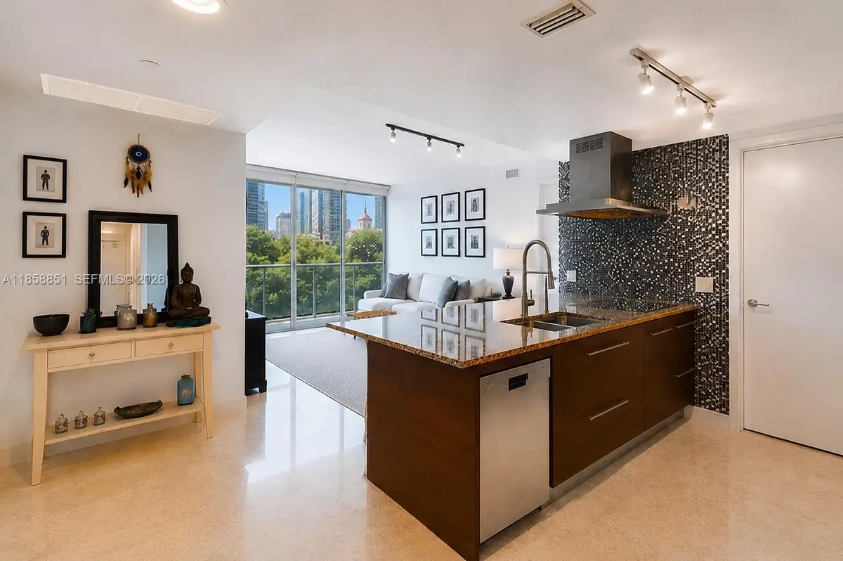 495 Brickell Ave #411, Miami, FL 33131 - #1