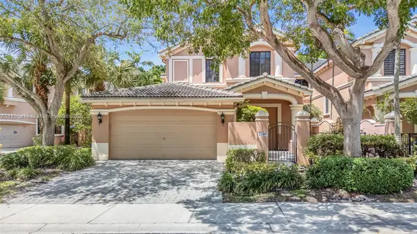 2709 Center Ct Dr #3-15, Weston, FL 33332