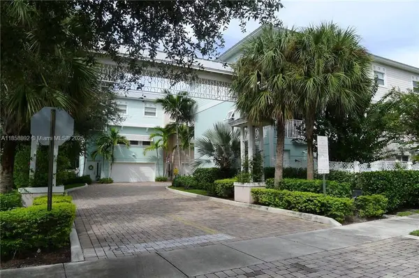 439 NE 1st St, Pompano Beach, FL 33060