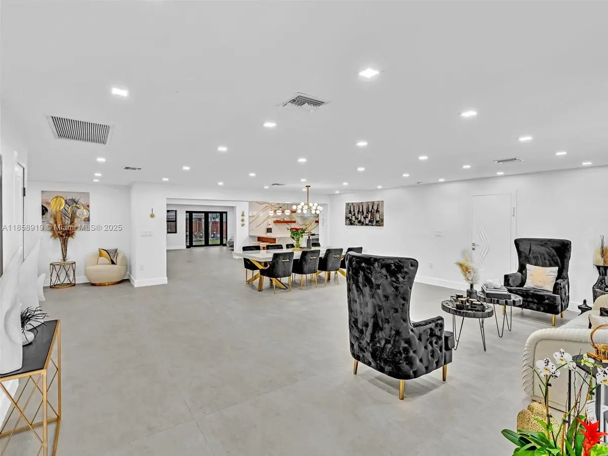 1234 Funston St, Hollywood, FL 33019 - Image #1