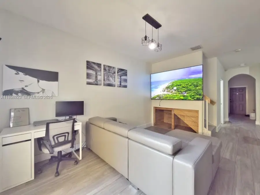 8930 SW 224th Ter, Cutler Bay, FL 33190 - Image #2