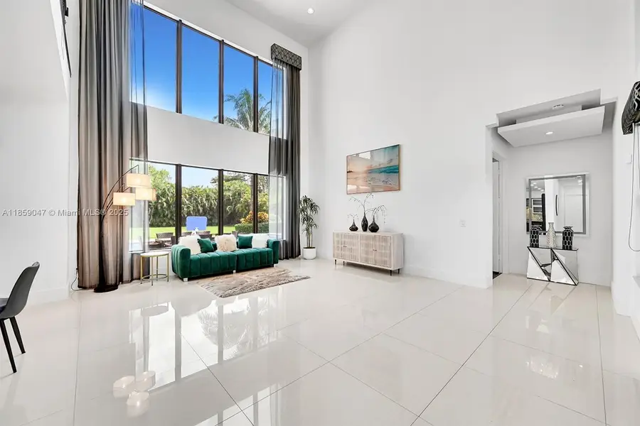 11231 NW 19th Ct, Plantation, FL 33323 - Image #2