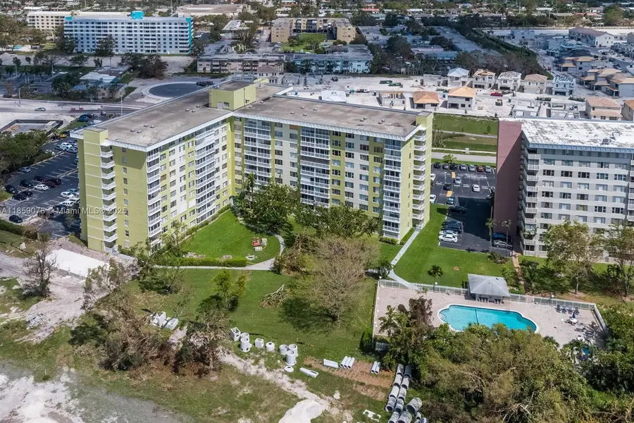 4400 Hillcrest Dr #520C, Hollywood, FL 33021 - Image #2