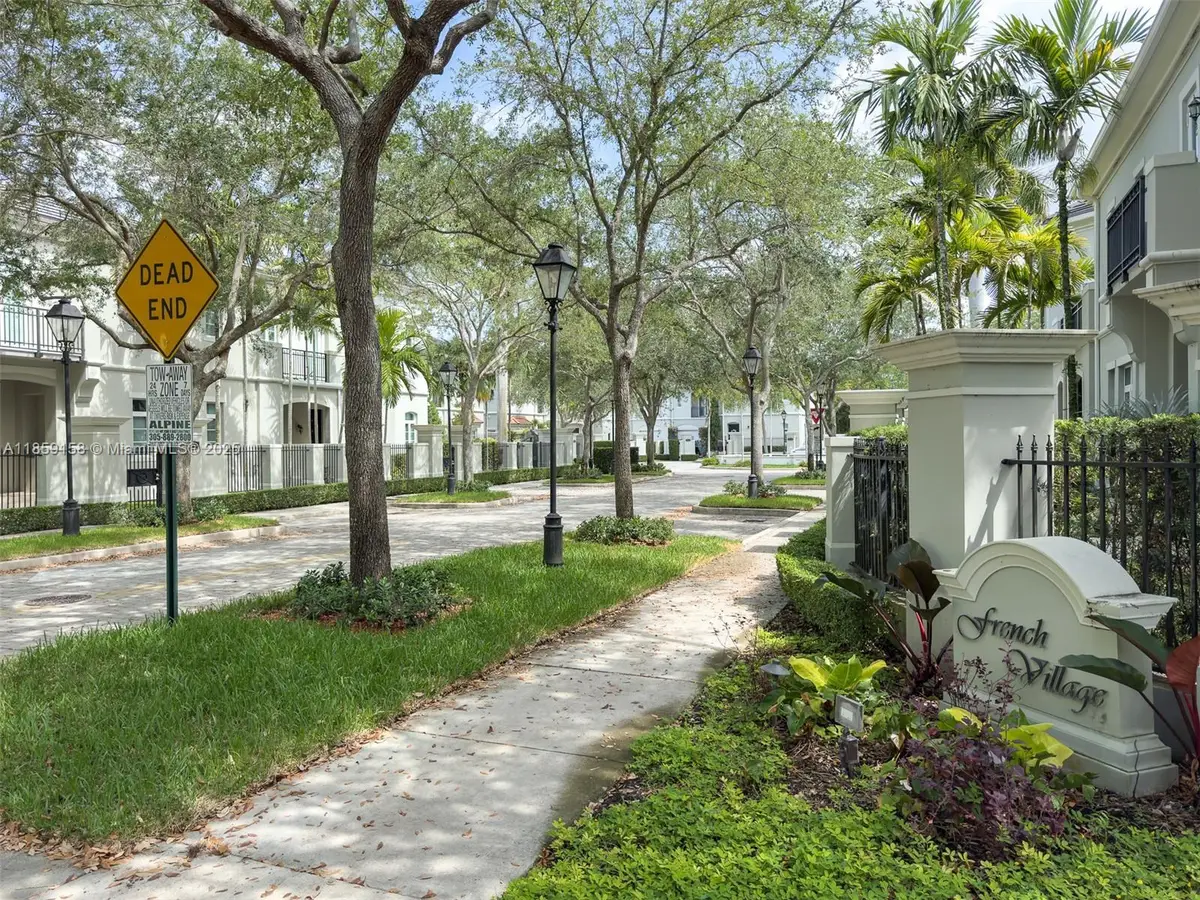 10170 SW 75th Pl, Pinecrest, FL 33156 - Image #1