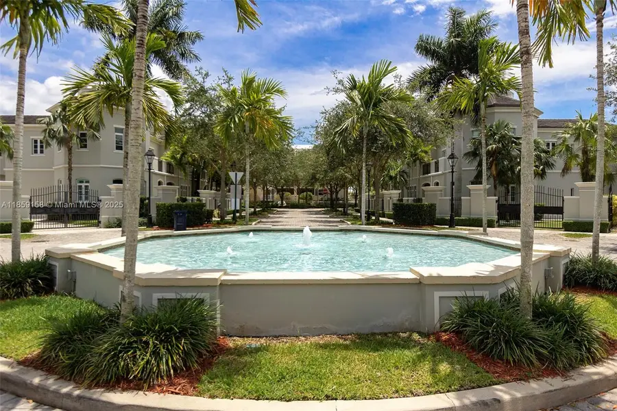 10170 SW 75th Pl, Pinecrest, FL 33156 - Image #2