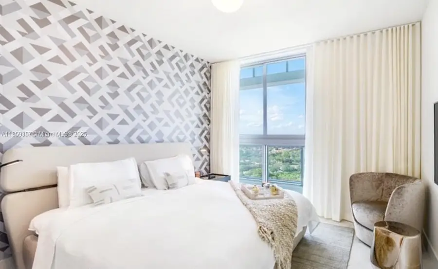 2000 Metropica Way #902, Sunrise, FL 33323 - Image #3