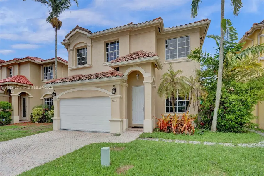 9860 NW 20th Ct, Pembroke Pines, FL 33024 - Image #2