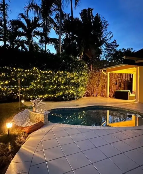 1612 Funston St, Hollywood, FL 33020 - Image #3