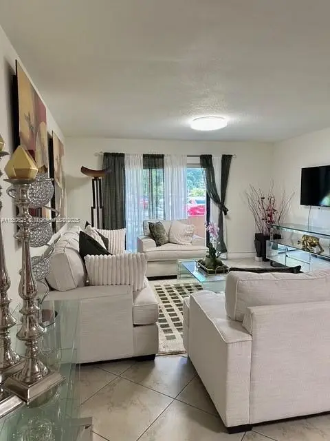 17901 NW 68th Ave #R101, Hialeah, FL 33015 - Image #2