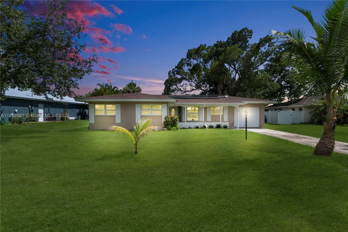 246 Se 44th St, Cape Coral, FL 33904 - Image #1