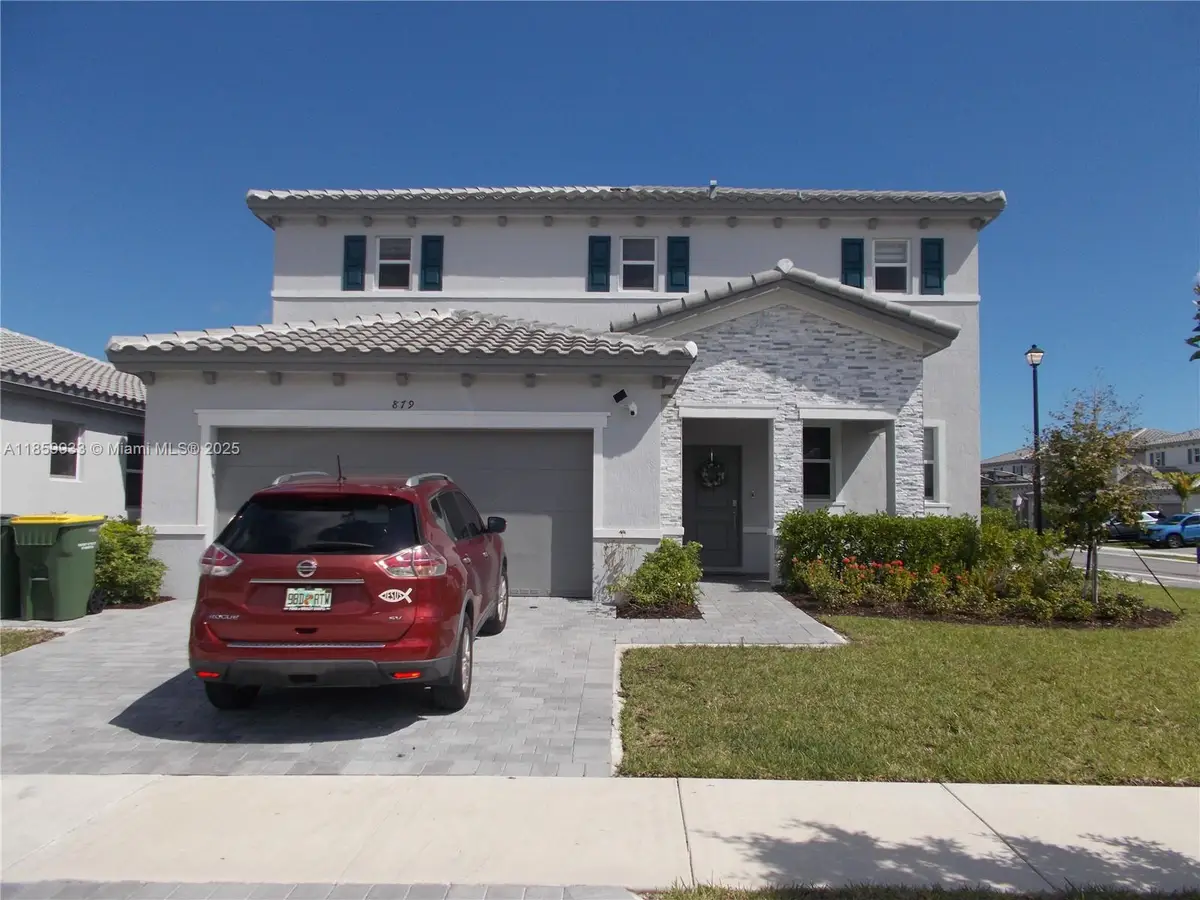 879 SE 26th Ter, Homestead, FL 33035 - Image #1