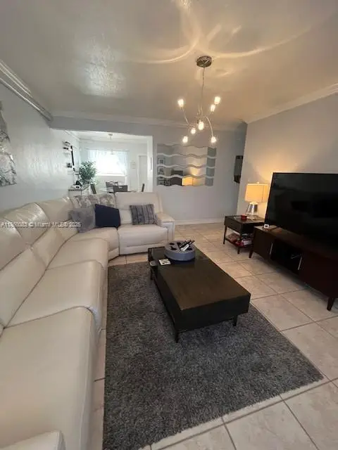 350 75th St #202, Miami Beach, FL 33141 - Image #2