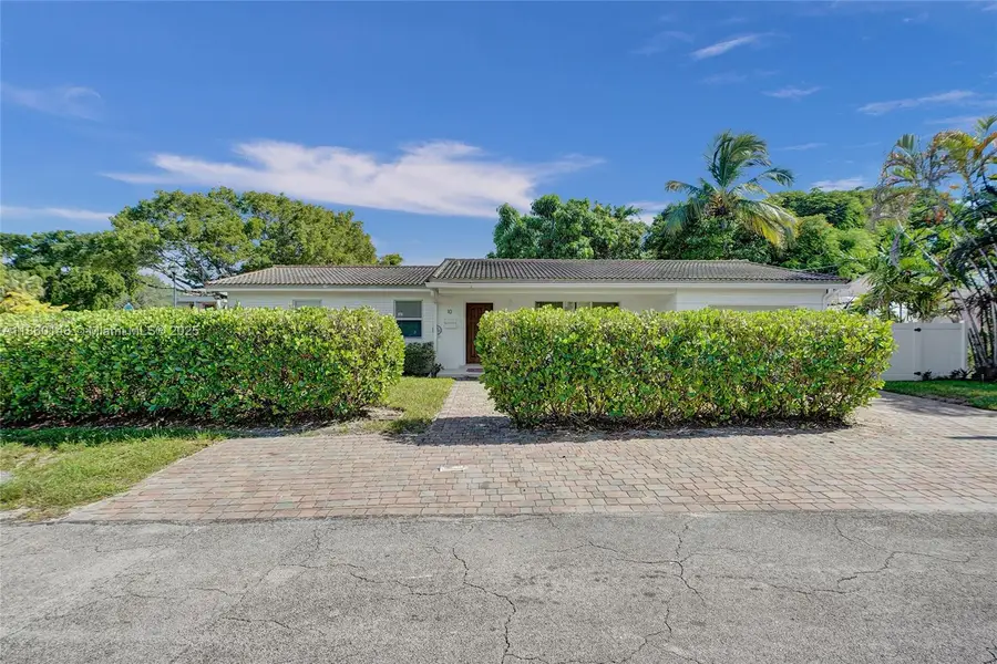 10 NW 100th St, Miami Shores, FL 33150 - Image #2