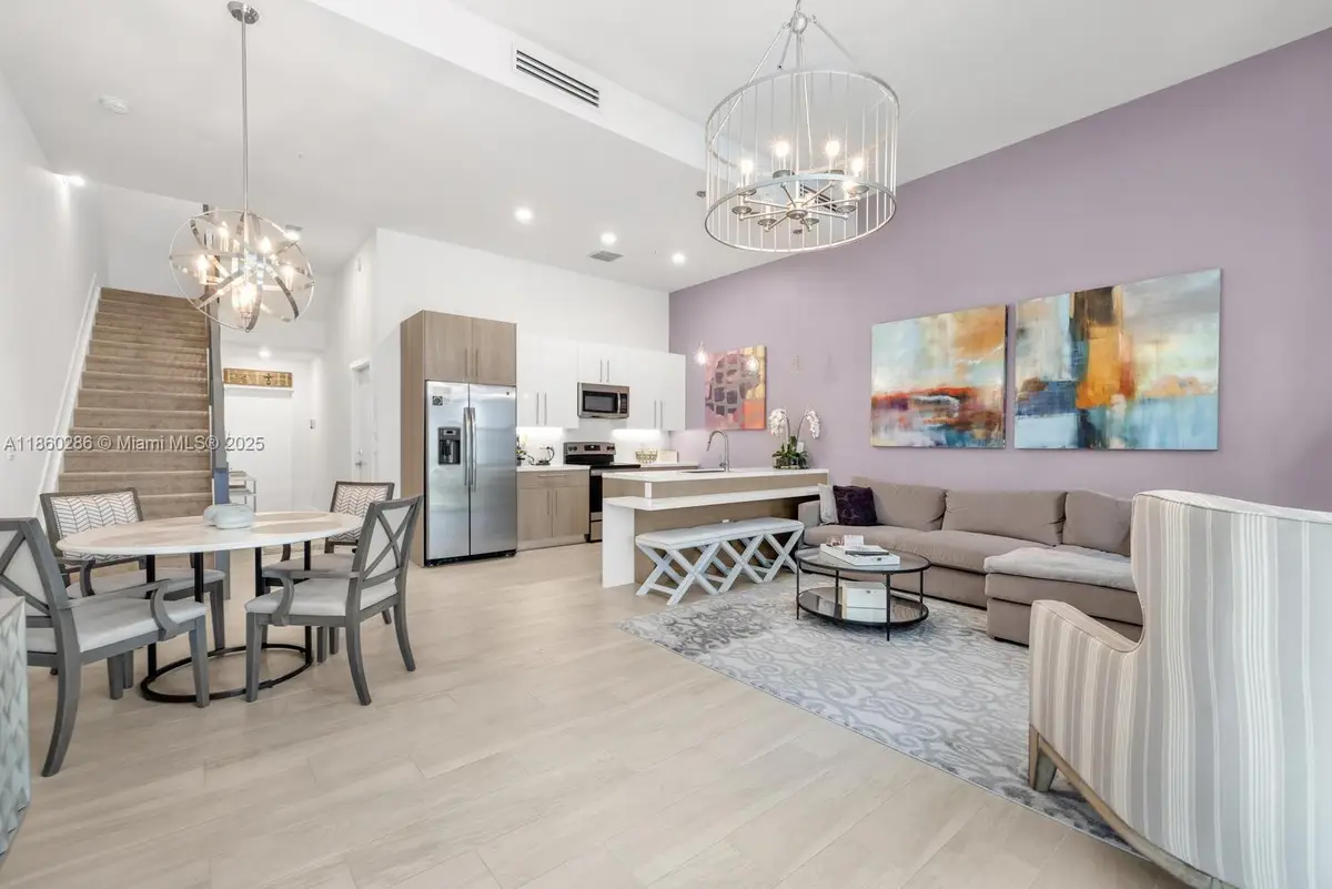 4444 NW 8th Ct, Plantation, FL 33317 - Image #1