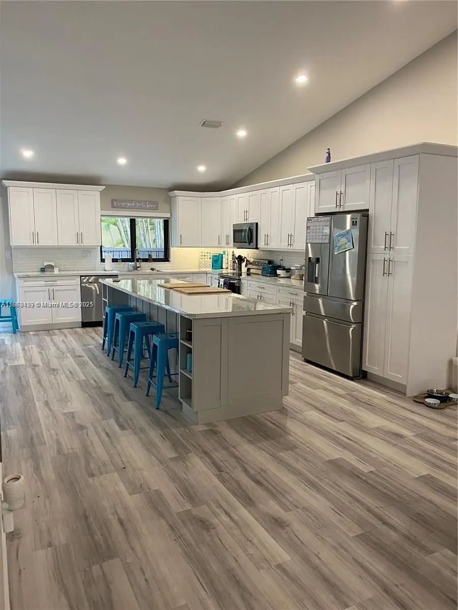 8848 NW 188th St, Hialeah, FL 33018 - Image #2