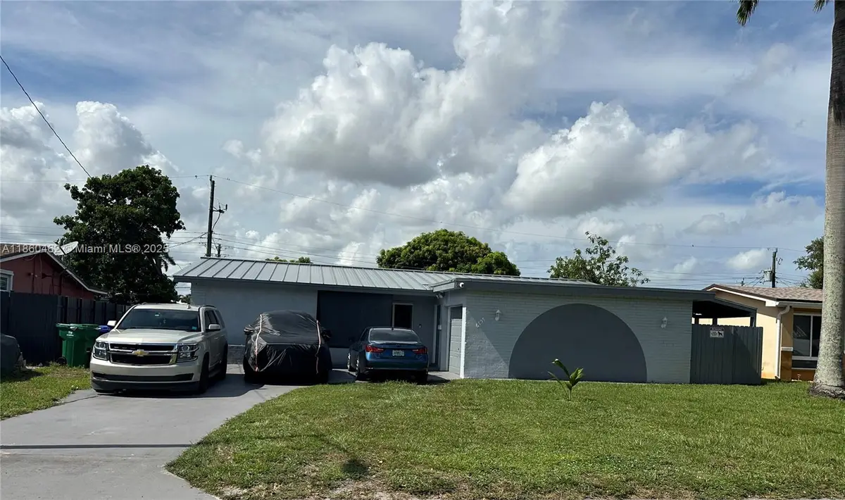 6757 Arbor Dr, Miramar, FL 33023 - Image #1