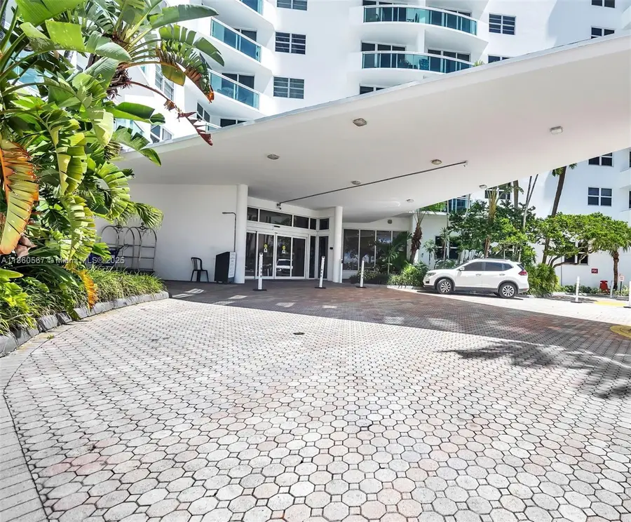 3001 S Ocean Dr #403, Hollywood, FL 33019 - Image #3