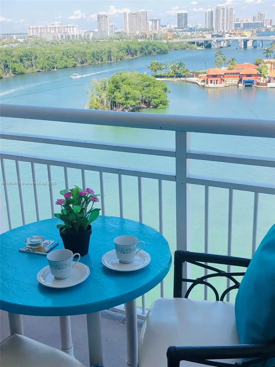 400 Kings Point Dr #1112, Sunny Isles Beach, FL 33160 - Image #2