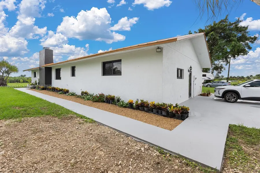 21320 SW 224th St, Miami, FL 33170 - Image #2