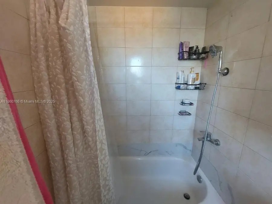 6767 Indian Creek Dr #1B, Miami Beach, FL 33141 - Image #3