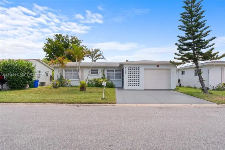 6930 NW 11th Ct, Margate, FL 33063 - Image #2