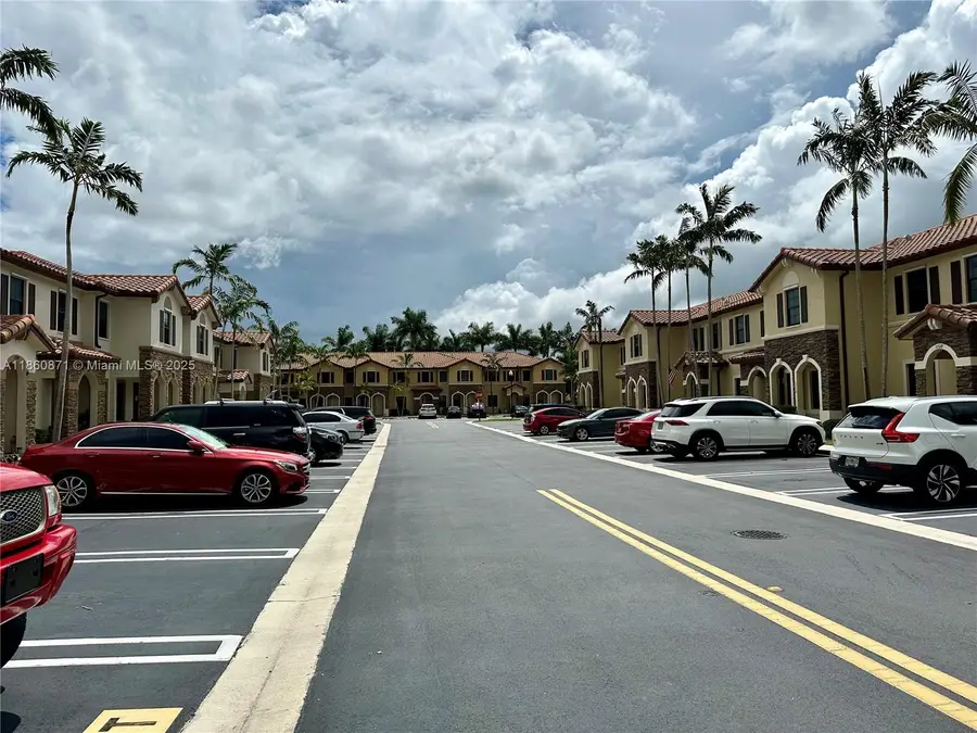 3211 SE 5th Ct, Homestead, FL 33033 - Image #3