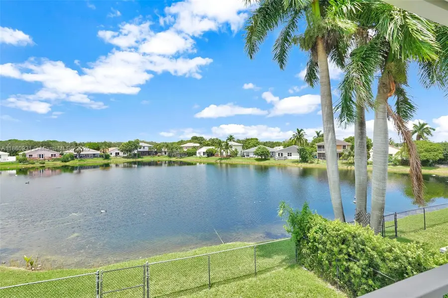 5885 SW 102nd Ave, Cooper City, FL 33328 - Image #2
