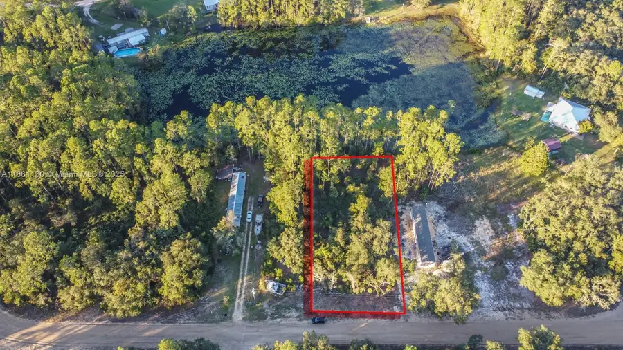 128 Osborne St, Interlachen, FL 32148 - #2