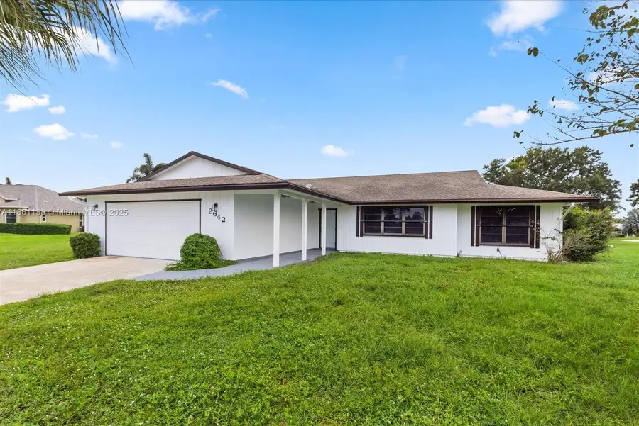 2642 SE Emmett Rd, Port Saint Lucie, FL 34952 - #3